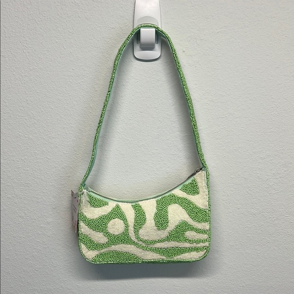🍀Beautiful Green & Cream Beaded Shoulder Bag 💚 - Picture 1 of 8